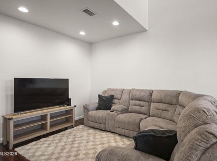 9231 Running Dog Circle, Reno, NV 89506 Photo