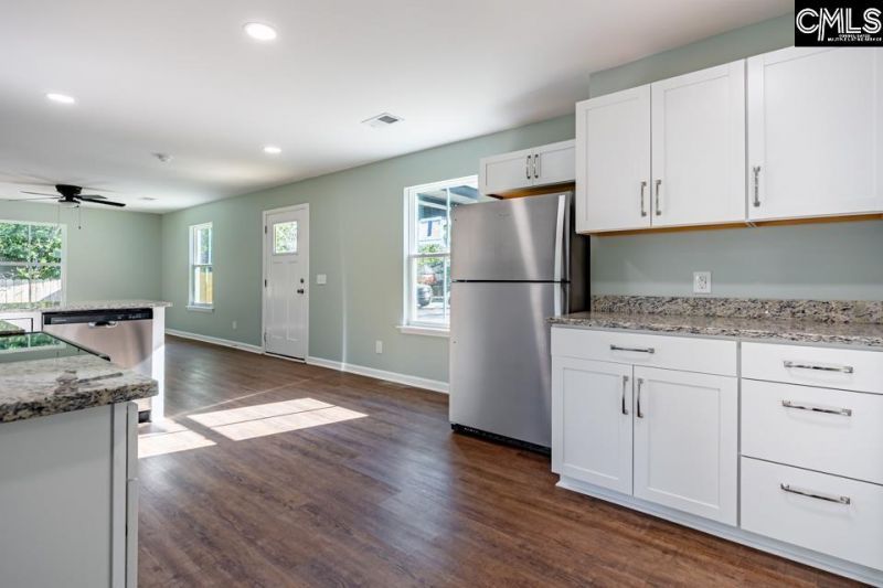 3652 Hoyt Street Photo 12