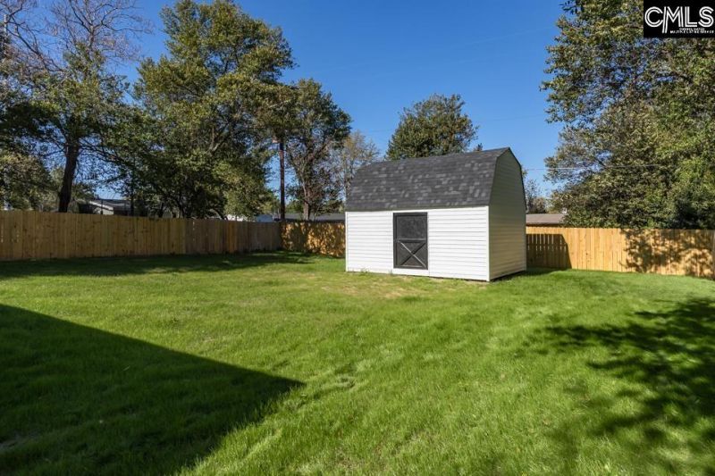 3652 Hoyt Street Photo 30