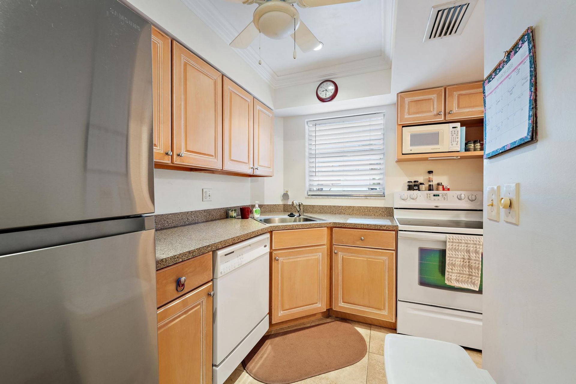 18081 SE Country Club Drive, Unit 6-51, Jupiter, FL 33469 Photo