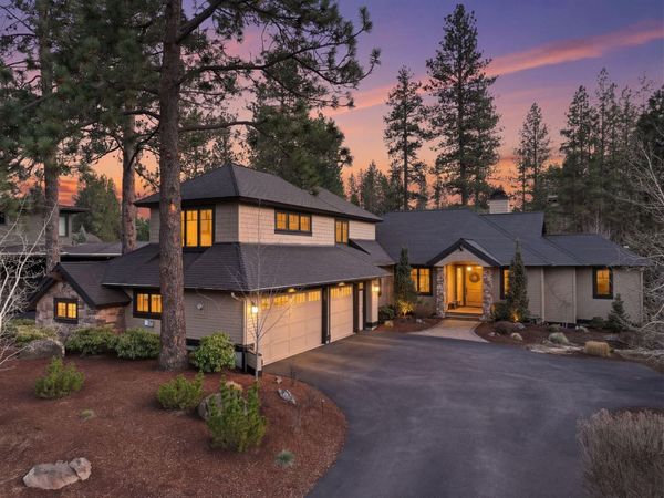 143 NW Champanelle Way, Bend, OR 97703