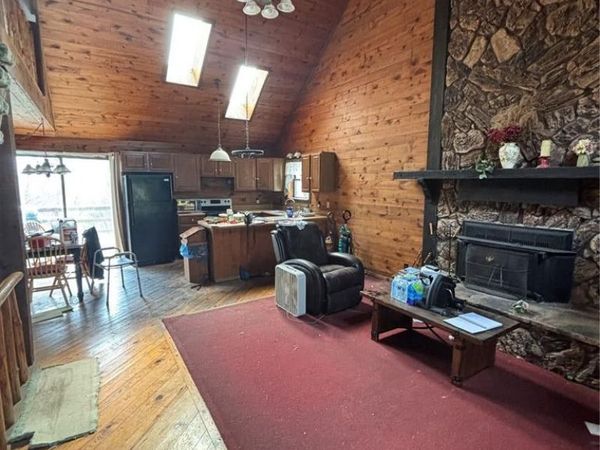 9740 Ridgecrest Drive, Hillsboro, MO 63050