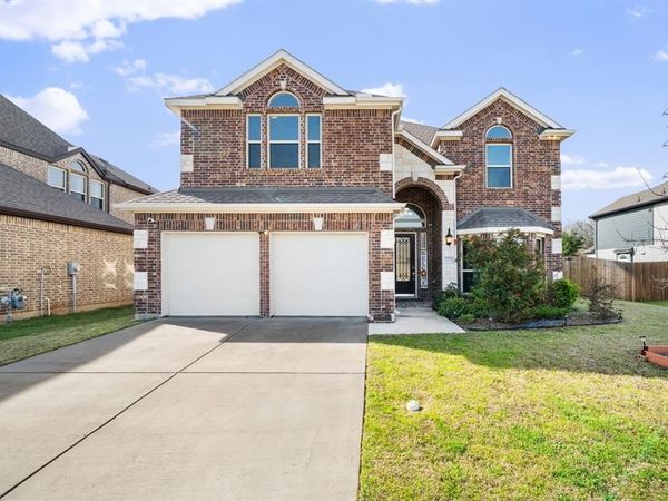 320 Calhoun Street, Glenn Heights, TX 75154