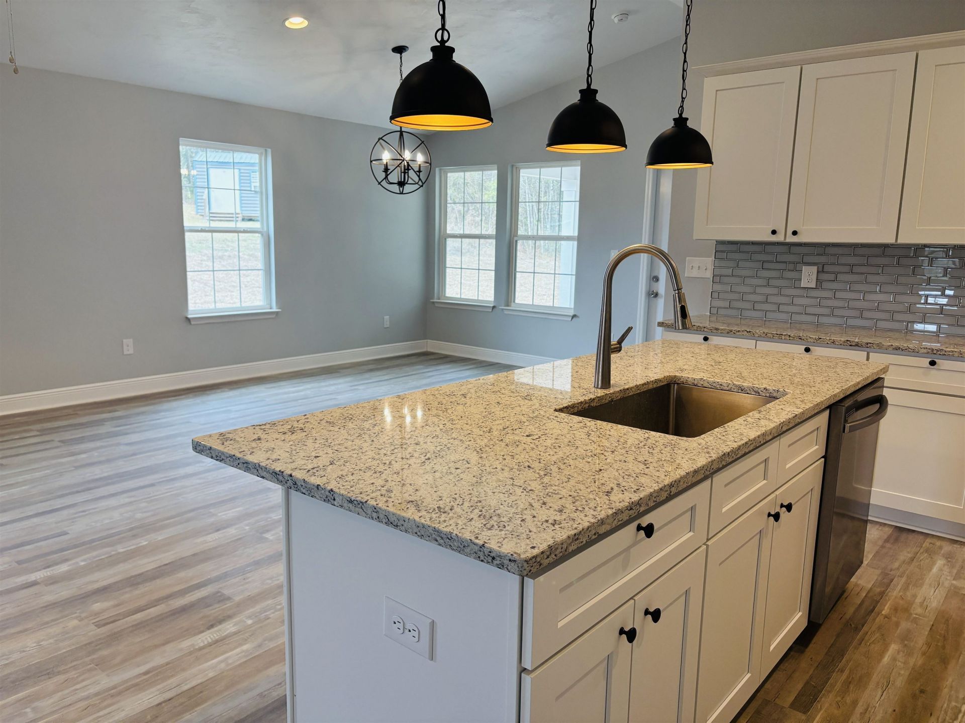 305 Delores Madison Drive, Midway, FL 32343 Photo