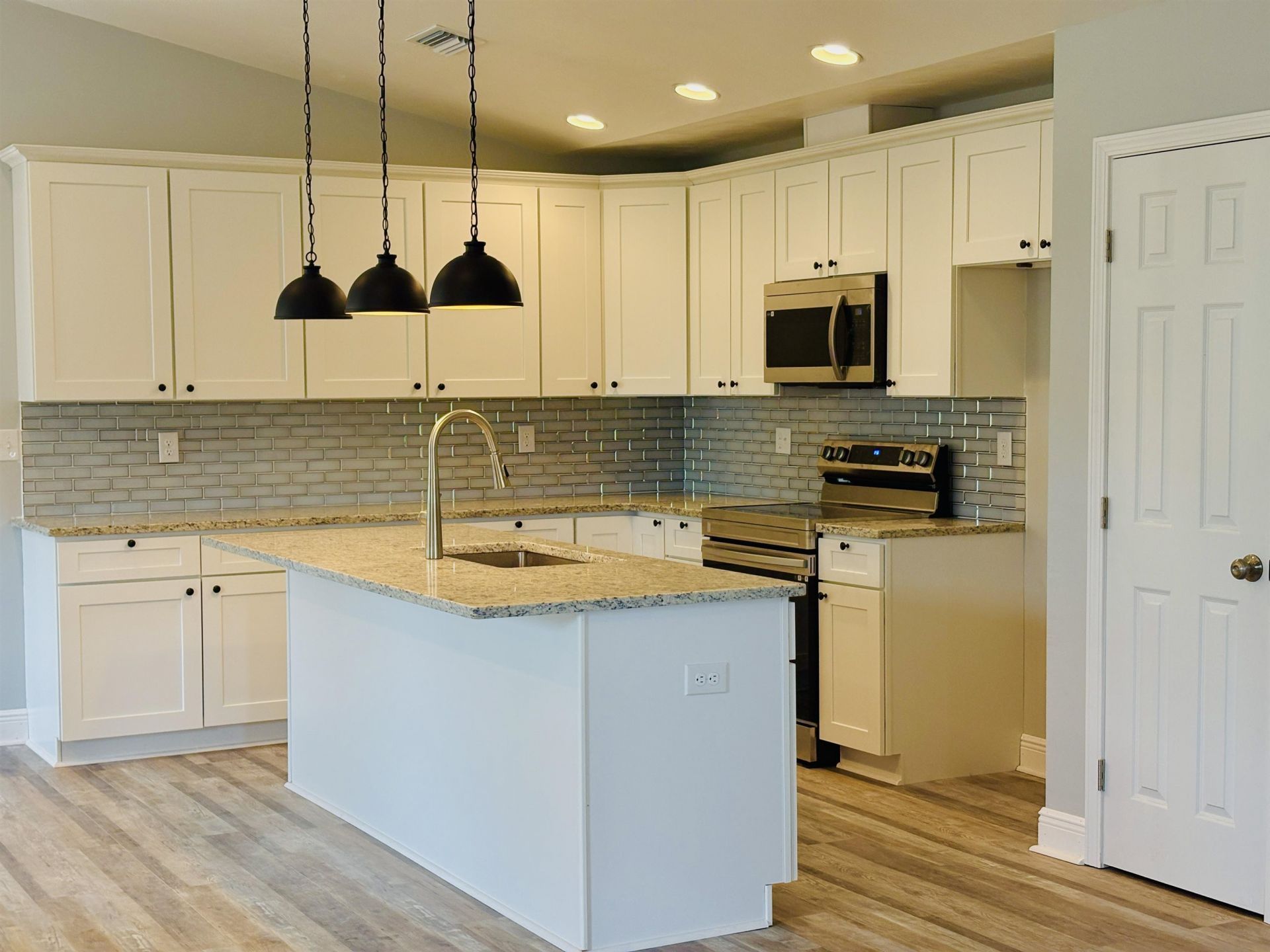 305 Delores Madison Drive, Midway, FL 32343 Photo