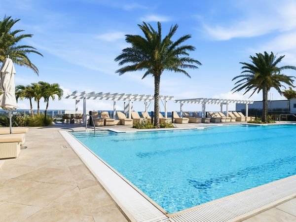 220 Lake Shore Drive, Unit 1021, Lake Park, FL 33403