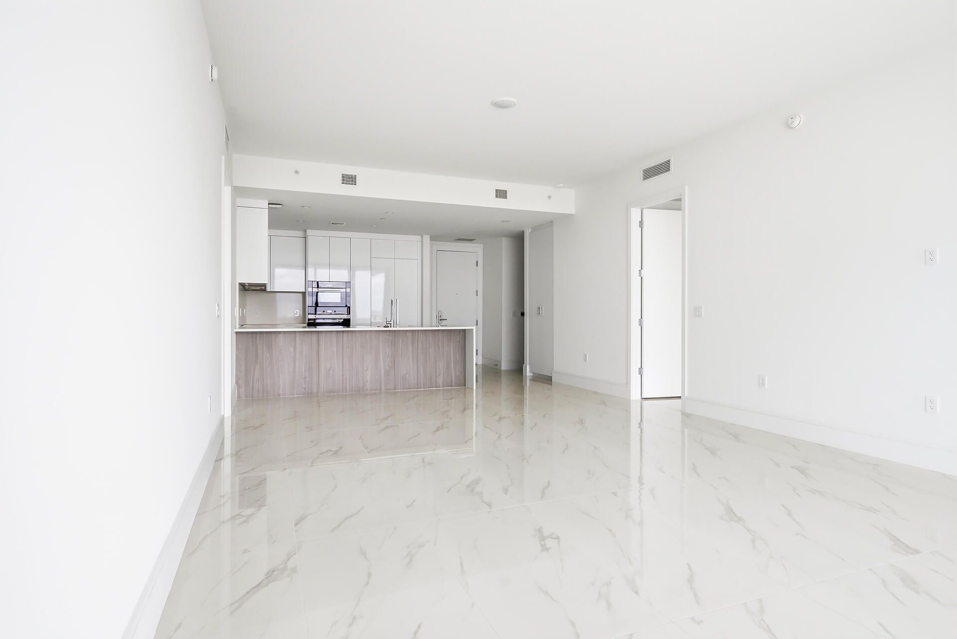 220 Lake Shore Drive, Unit 1021, Lake Park, FL 33403 Photo