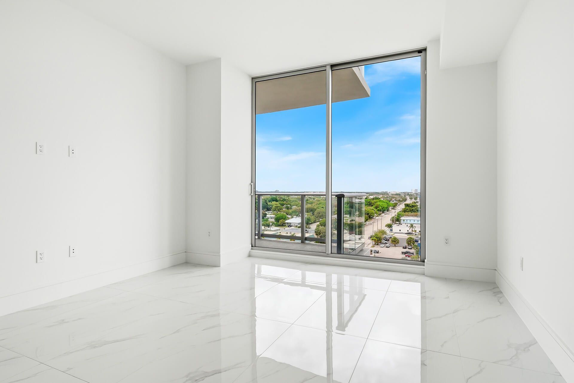 220 Lake Shore Drive, Unit 1021, Lake Park, FL 33403 Photo