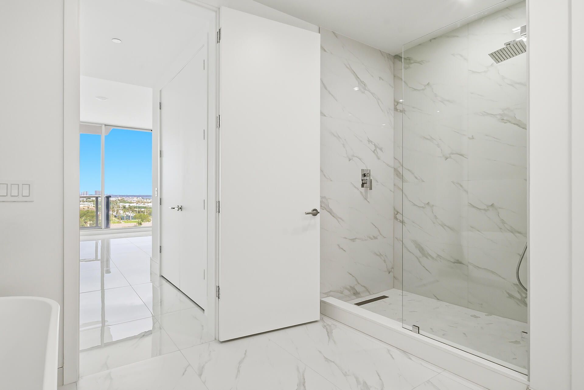 220 Lake Shore Drive, Unit 1021, Lake Park, FL 33403 Photo