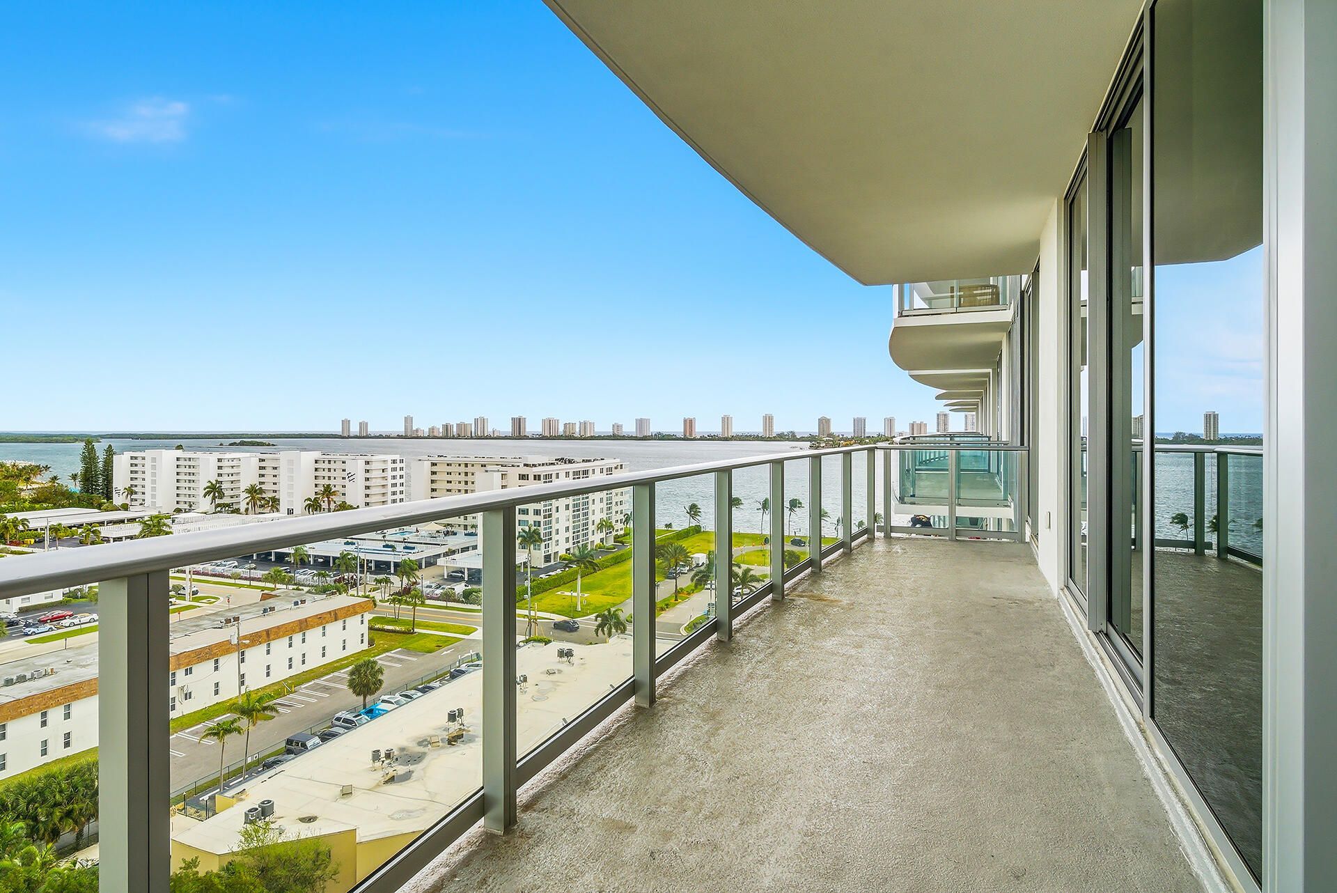 220 Lake Shore Drive, Unit 1021, Lake Park, FL 33403 Photo