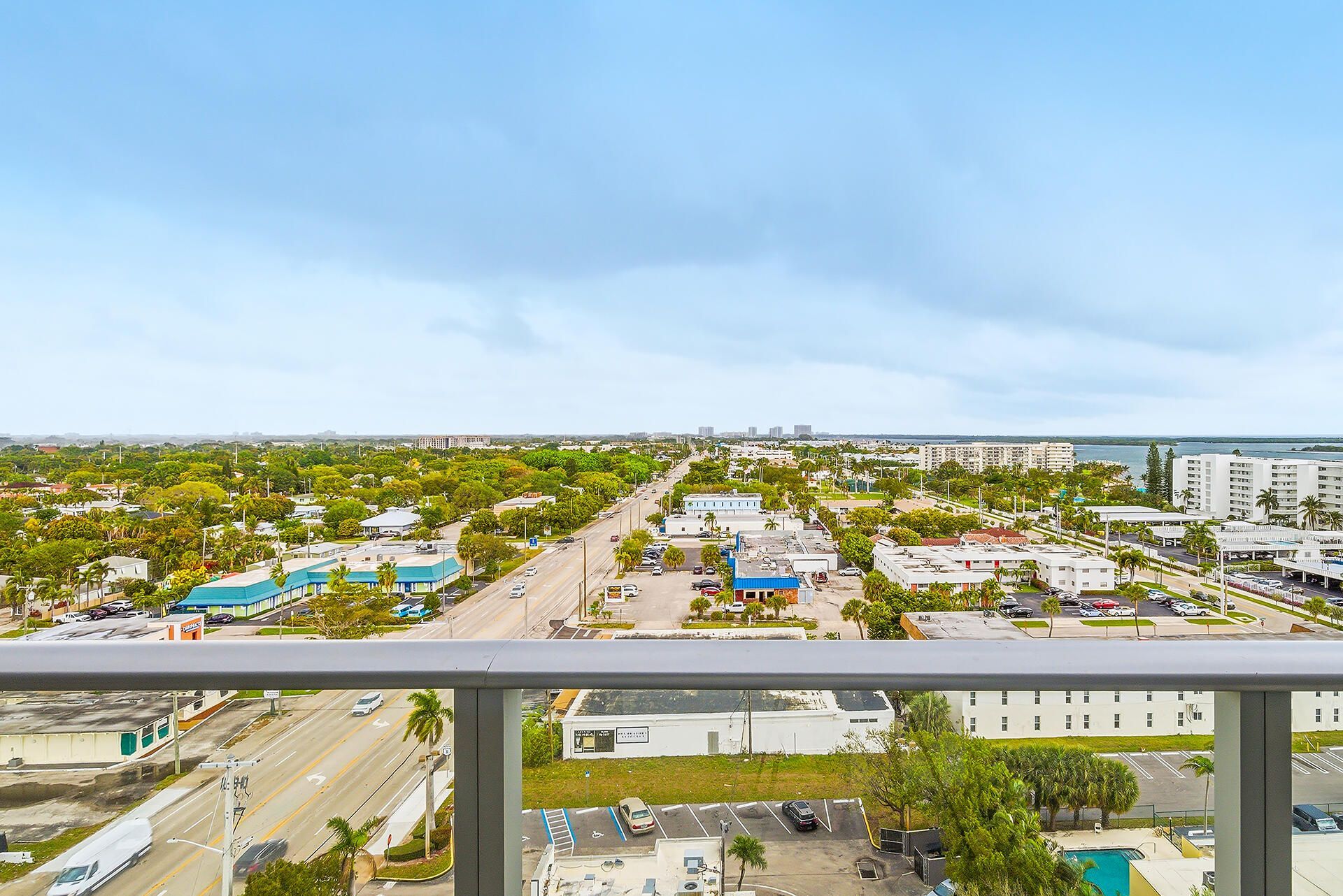 220 Lake Shore Drive, Unit 1021, Lake Park, FL 33403 Photo