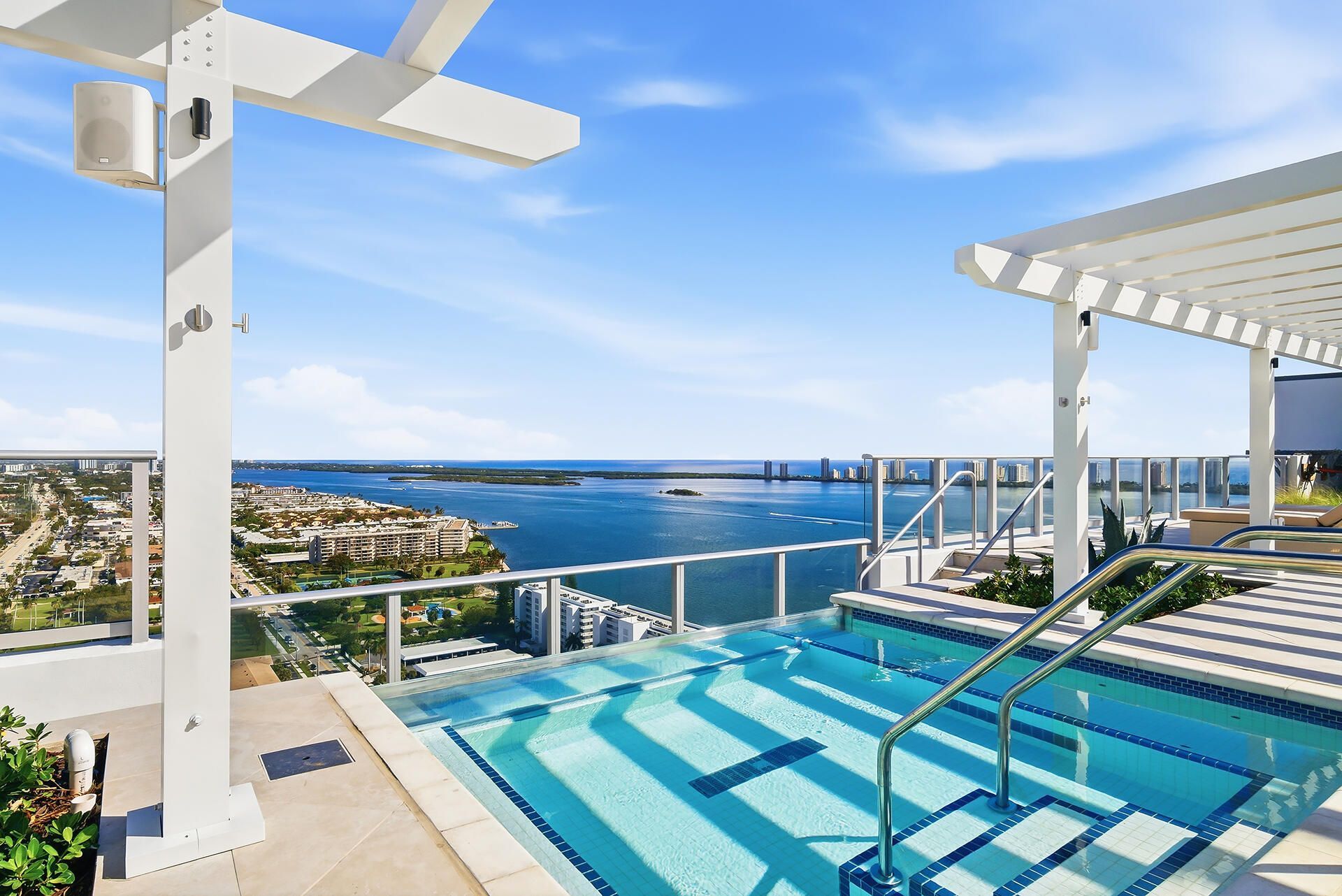 220 Lake Shore Drive, Unit 1021, Lake Park, FL 33403 Photo