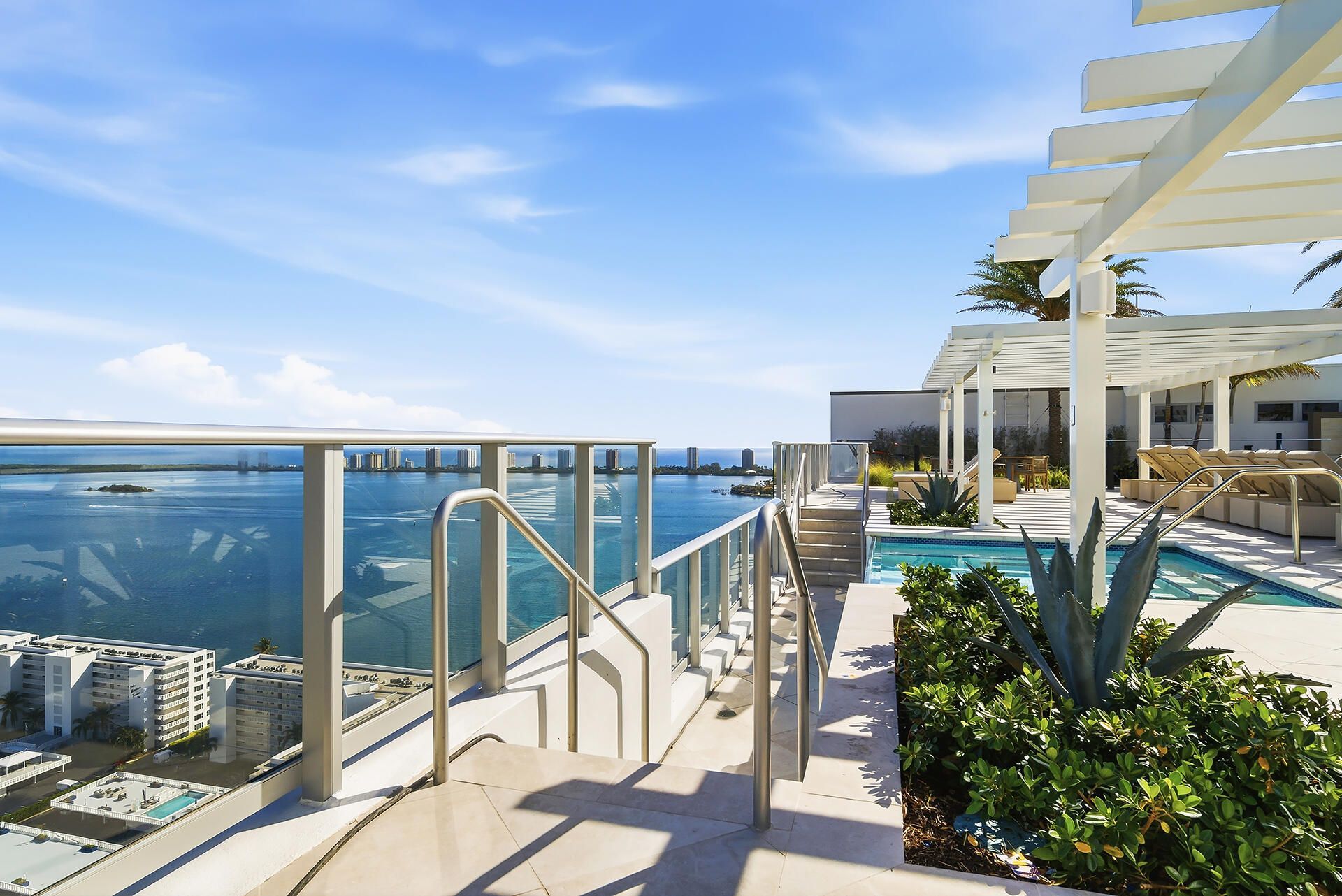 220 Lake Shore Drive, Unit 1021, Lake Park, FL 33403 Photo