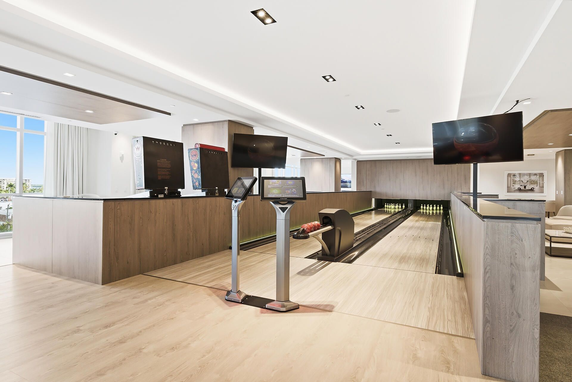 220 Lake Shore Drive, Unit 1021, Lake Park, FL 33403 Photo