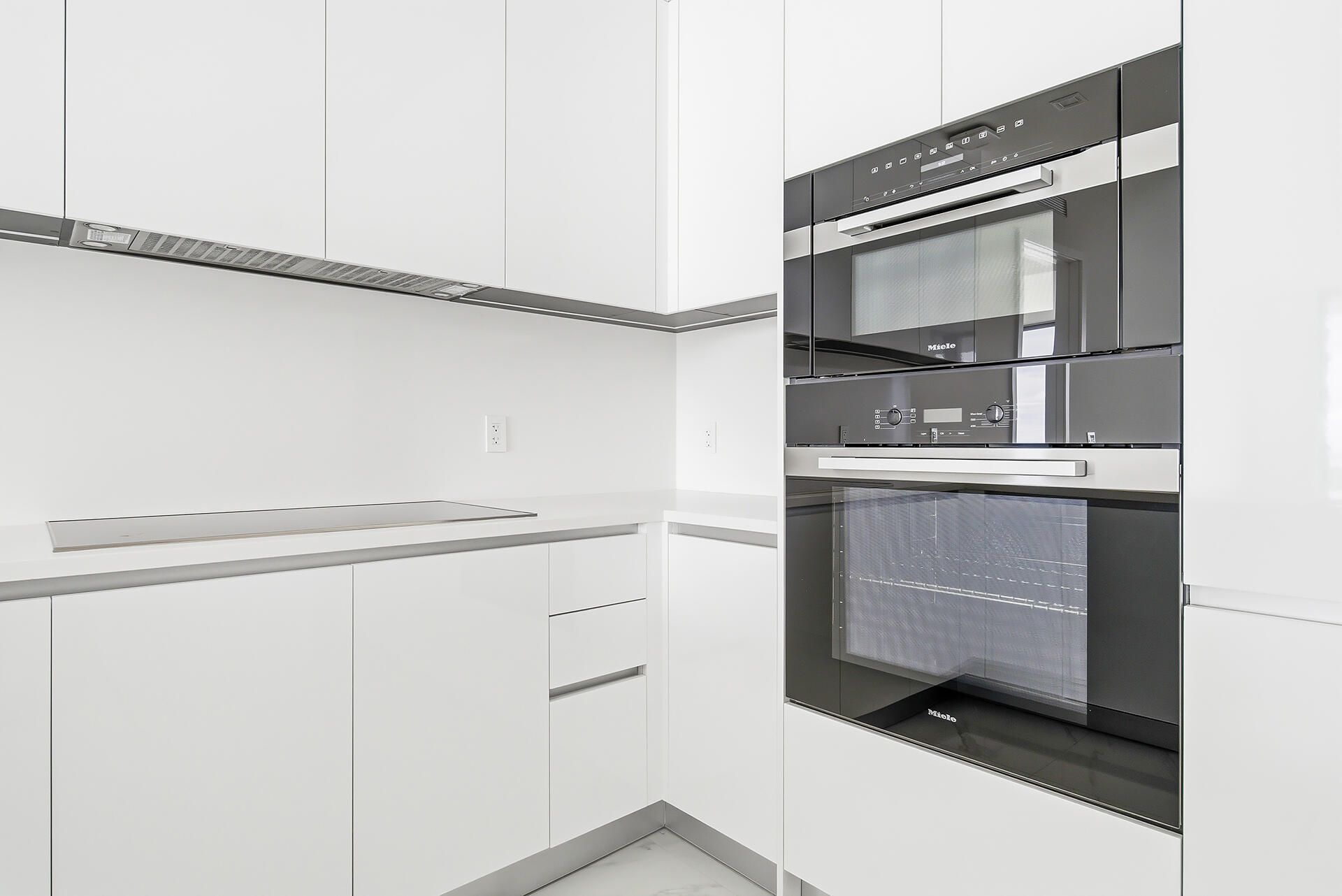 220 Lake Shore Drive, Unit 1021, Lake Park, FL 33403 Photo