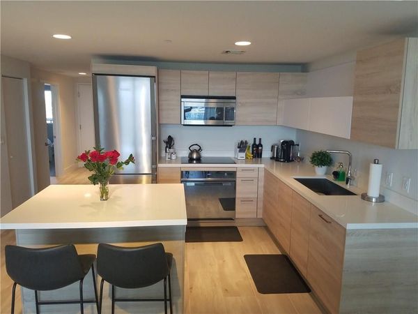 16385 Biscayne Boulevard, Unit 1018, North Miami Beach, FL 33160