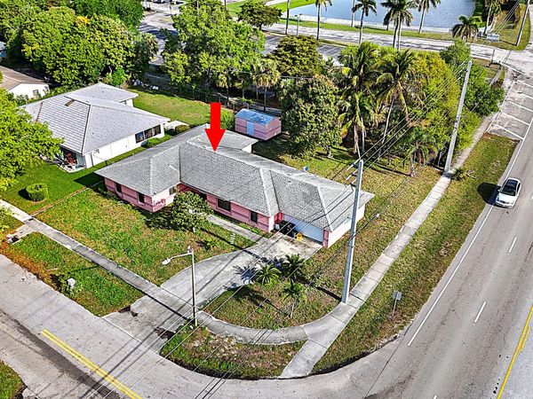 1301 N Mangonia Drive, West Palm Beach, FL 33401