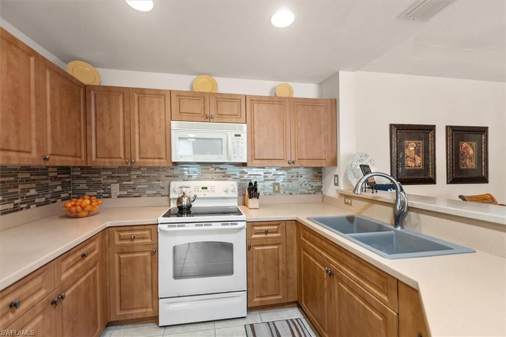 3957 Pomodoro Cir , Unit 201, Cape Coral, FL 33909 Photo