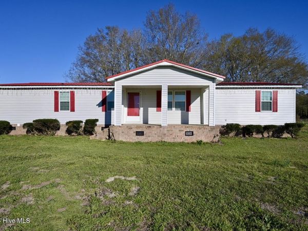 8773 Garland Highway , Clinton, NC 28328