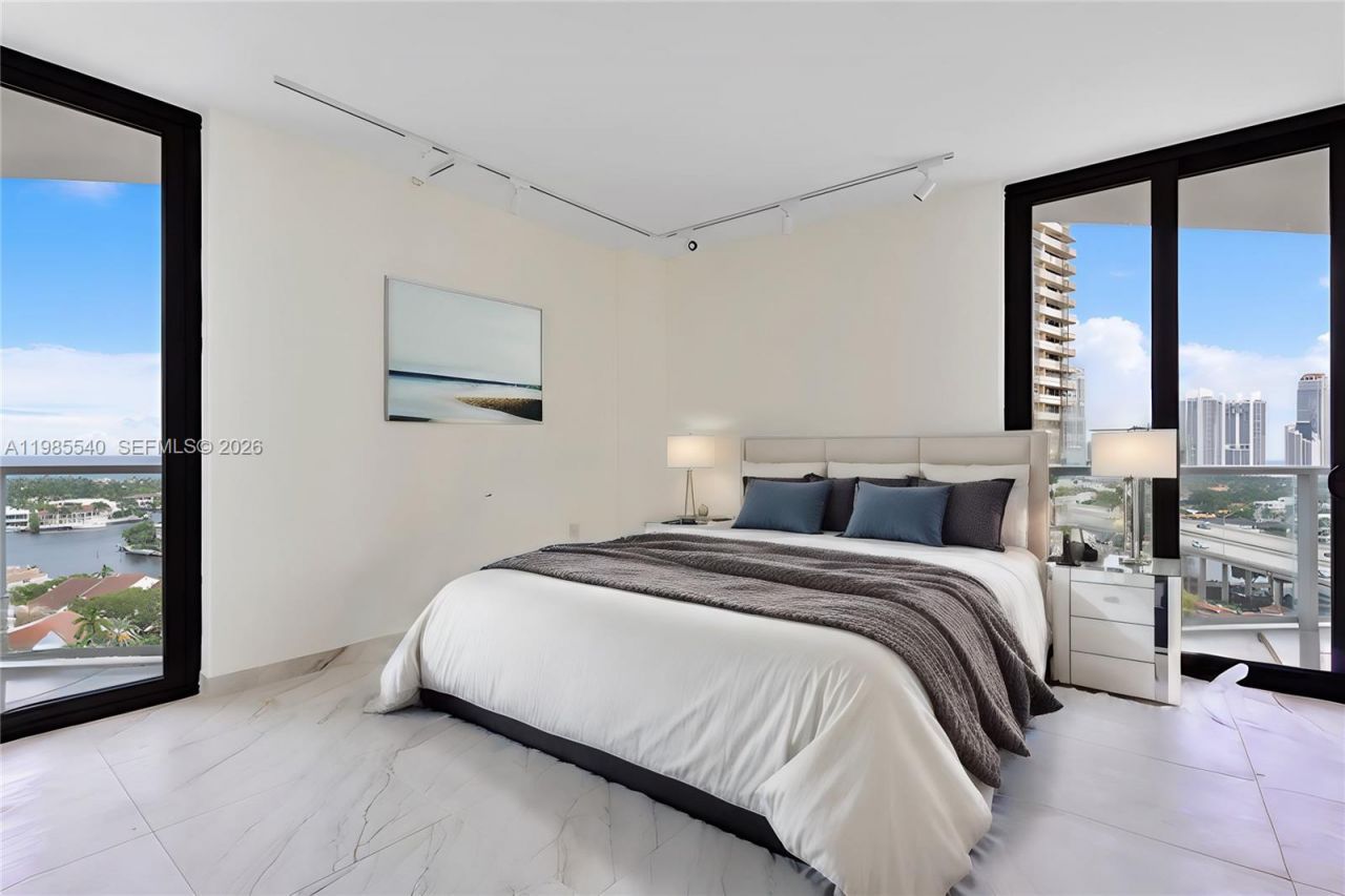 19500 Turnberry Way, Unit 15E, Aventura, FL 33180 Photo