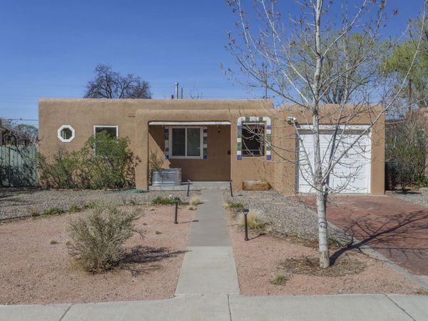 1109 Lafayette Drive NE, Albuquerque, NM 87106