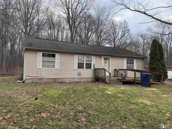 9404 Summerfield Road, Temperance, MI 48182