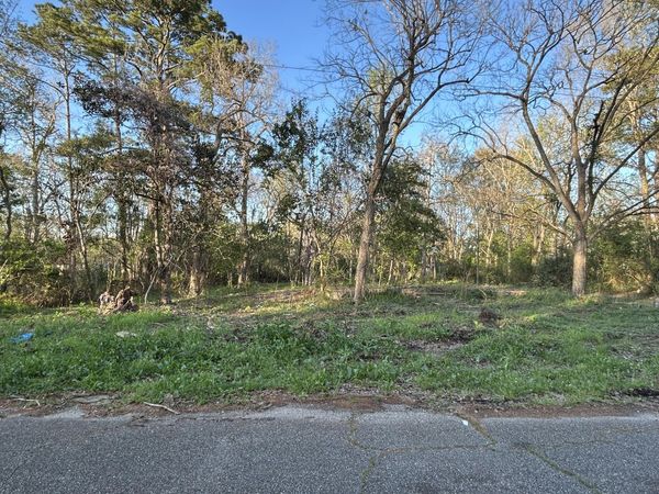 506 Camp Ave., Lumberton, MS 39455