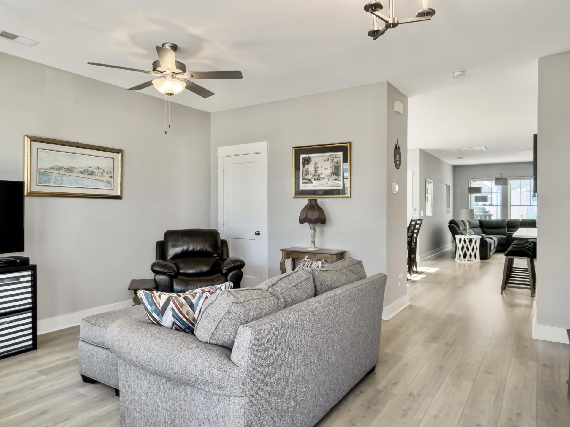 108 Wheelwright Street Photo 16