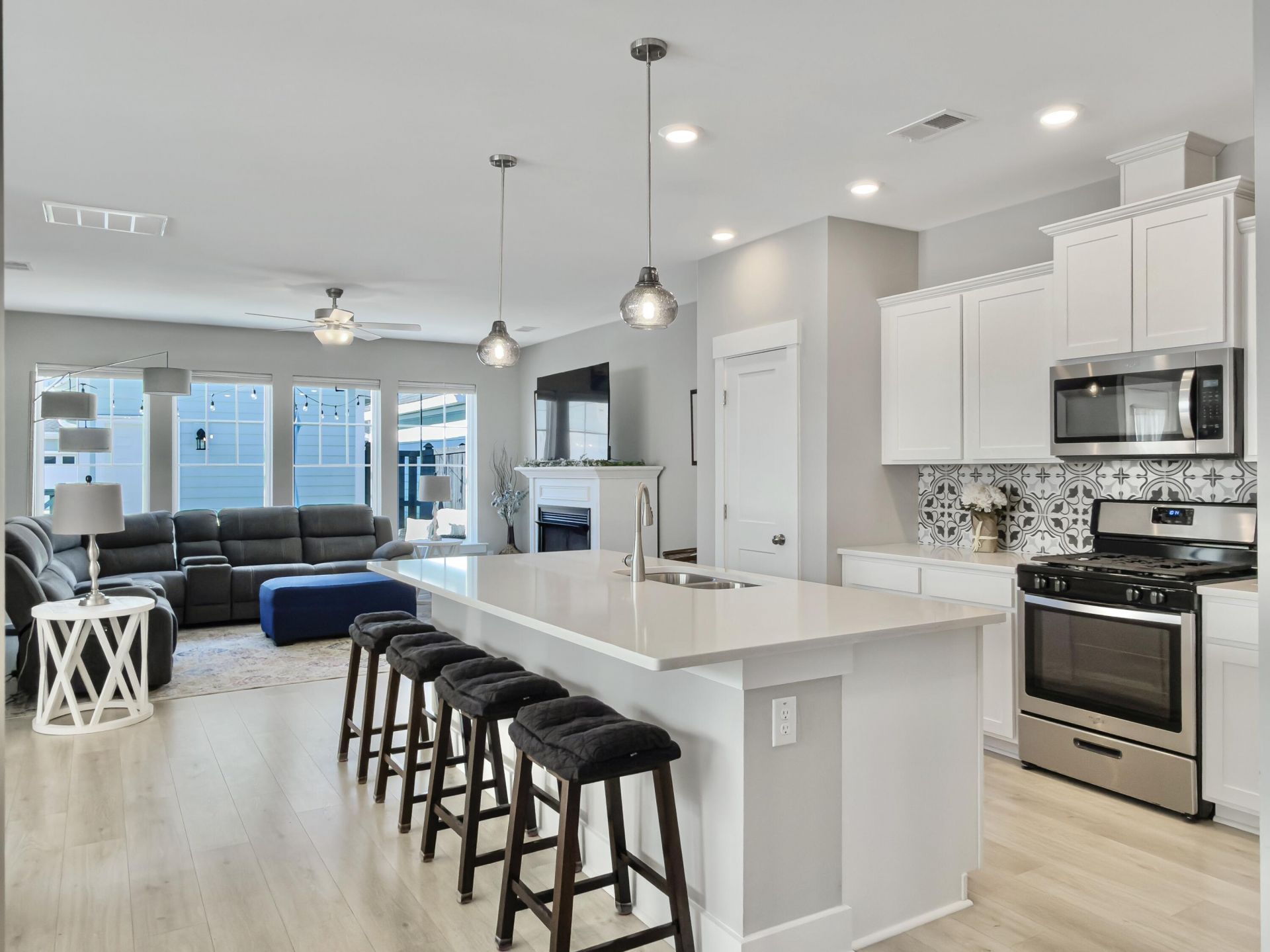 108 Wheelwright Street Photo 18