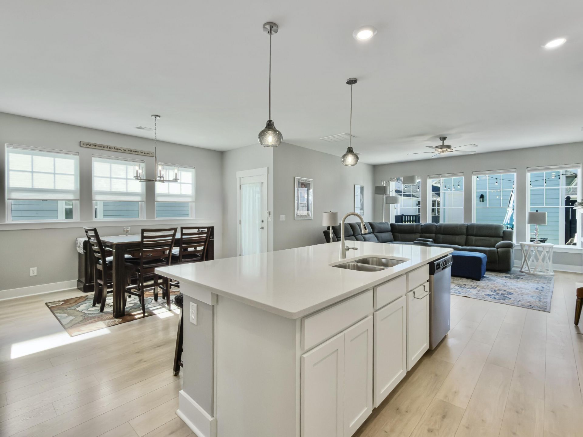108 Wheelwright Street Photo 19