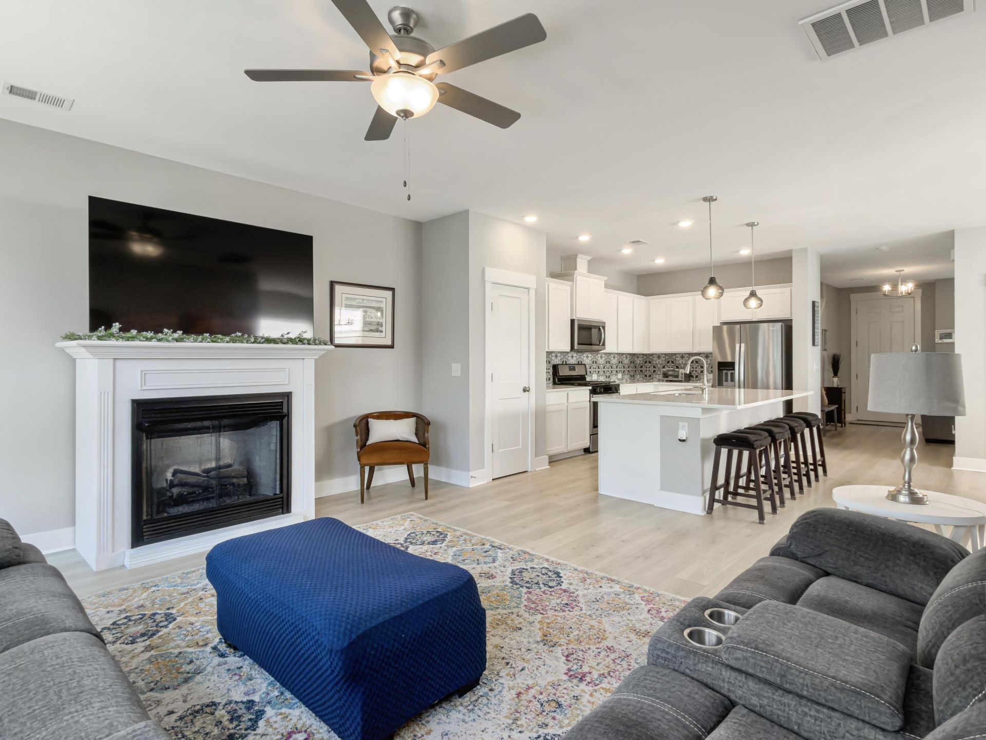 108 Wheelwright Street Photo 21