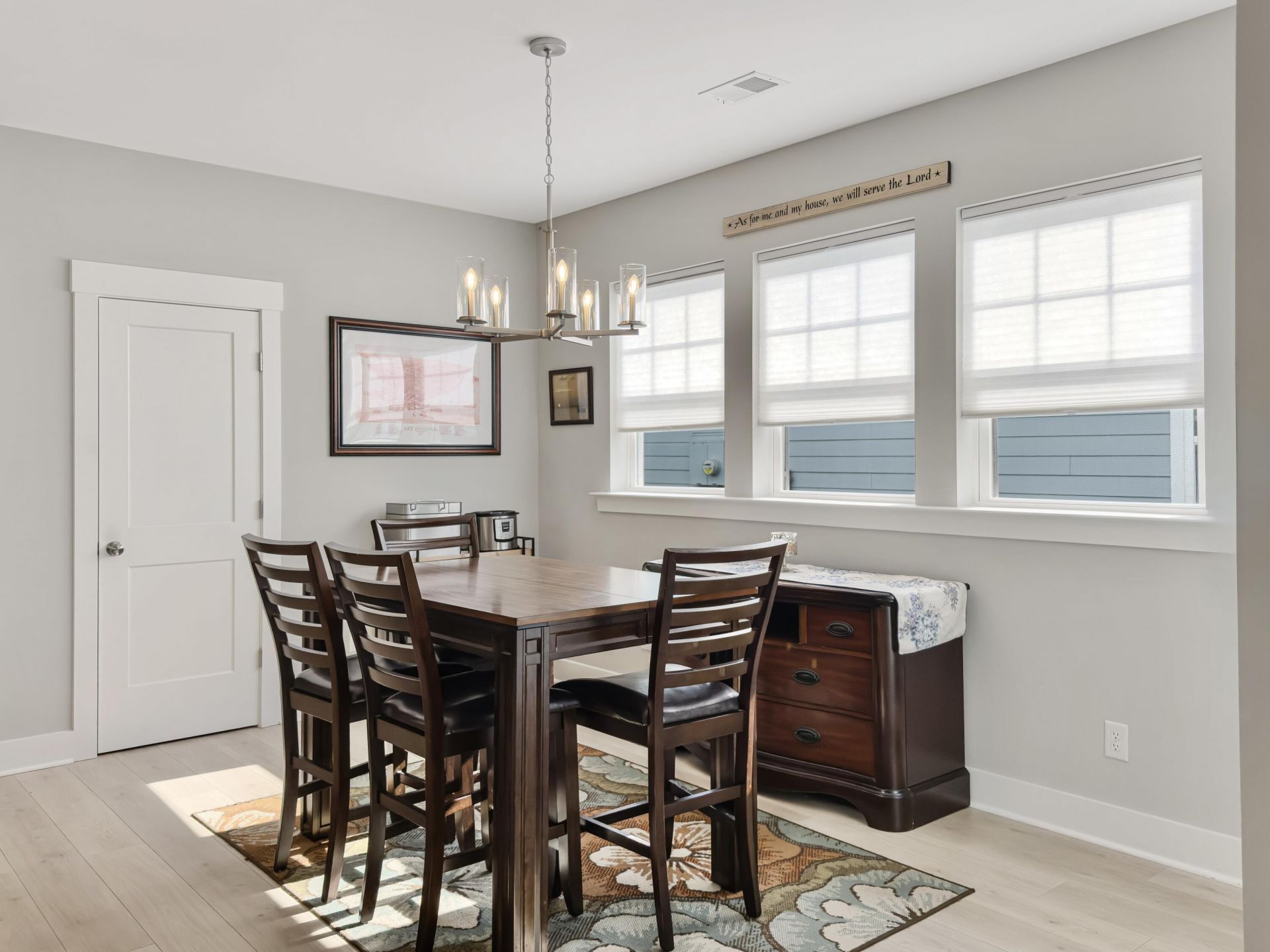 108 Wheelwright Street Photo 24