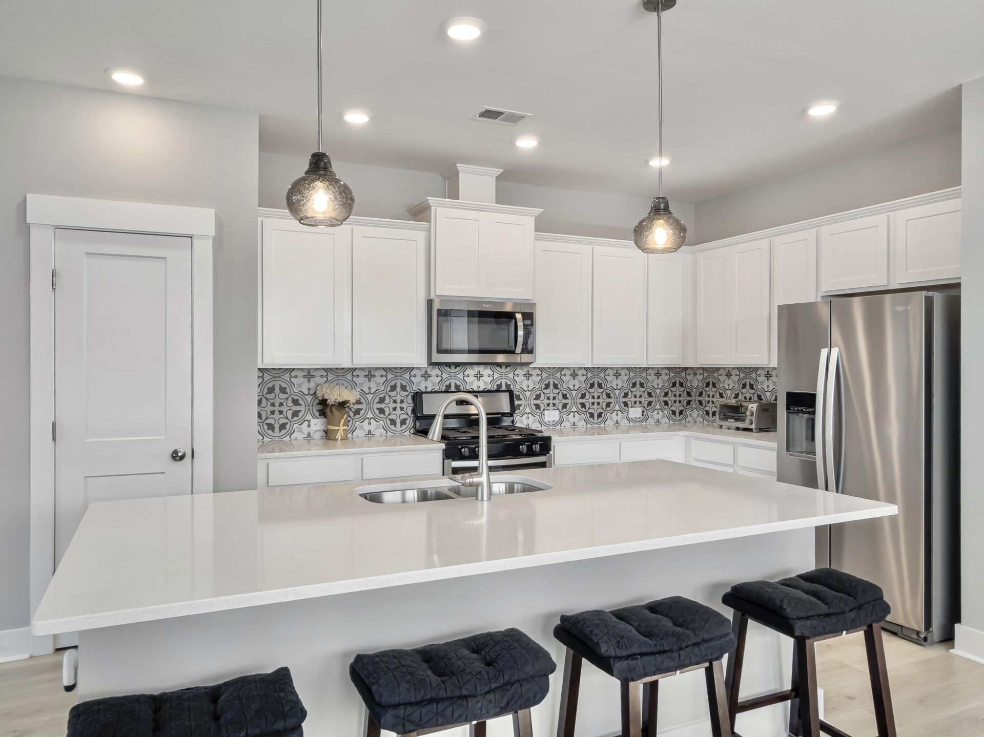 108 Wheelwright Street Photo 30