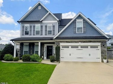 5720 Lumiere Street, Holly Springs, NC 27540