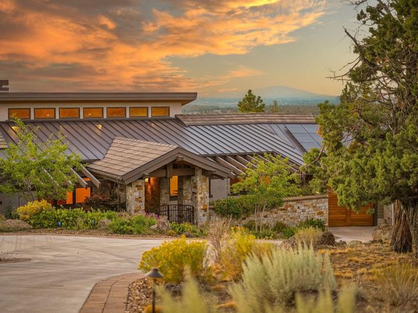 3487 NW Greenleaf Way, Bend, OR 97703