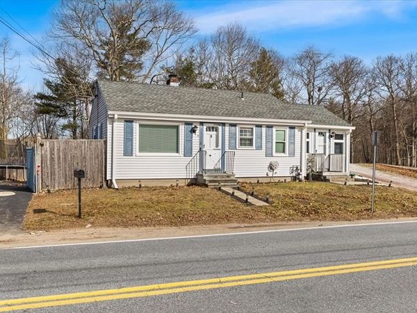 45 Groveland St, Abington, MA 02351