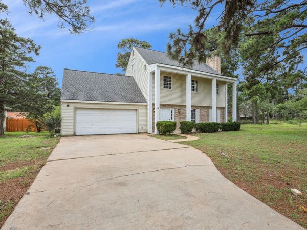 126 kukui CT, Bastrop, TX 78602