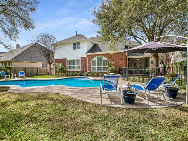 2720 Loyaga DR, Round Rock, TX 78681