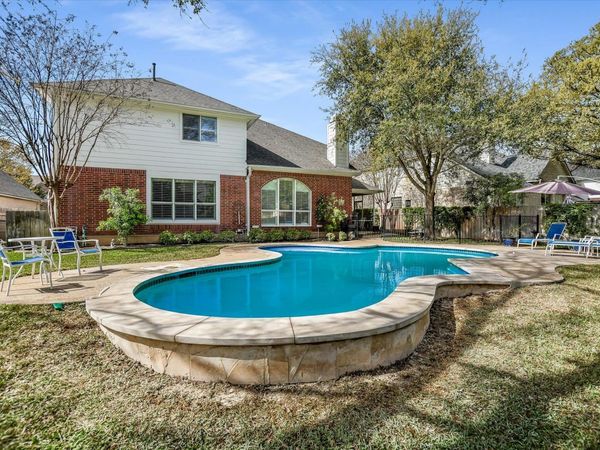 2720 Loyaga DR, Round Rock, TX 78681