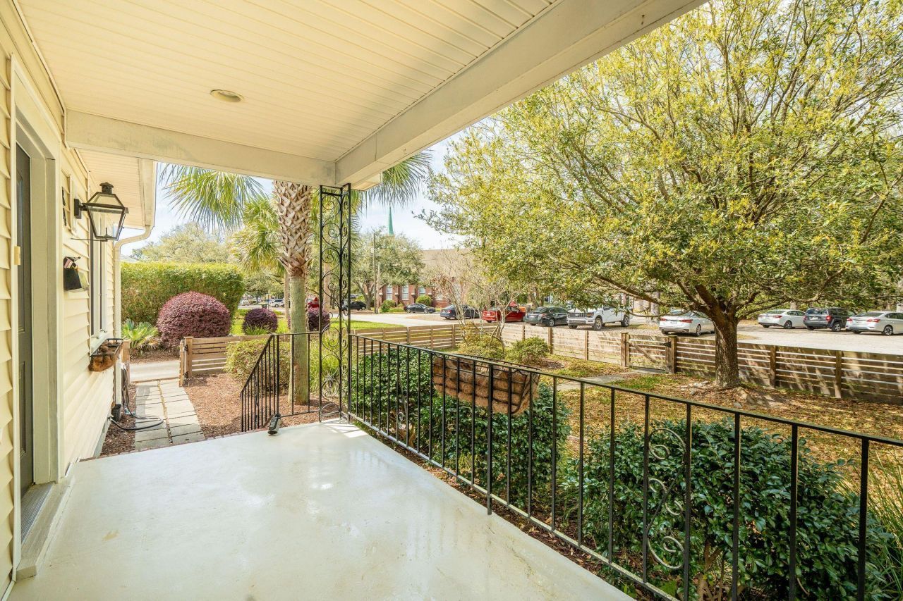 39 Riverdale Drive Photo 6