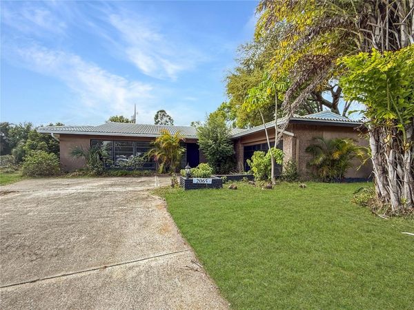 2065 ENVOY COURT , CLEARWATER, FL 33764