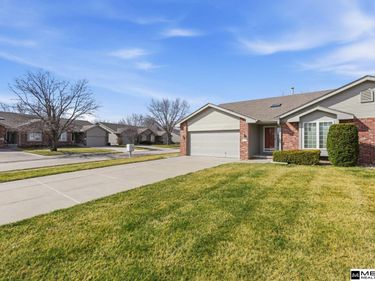 15616 Edna Circle, Omaha, NE 68136