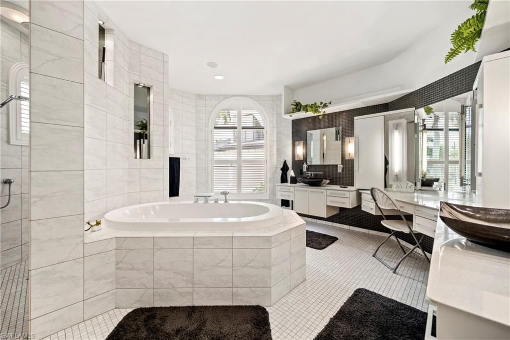 4944 Normandy Ct , Cape Coral, FL 33904 Photo