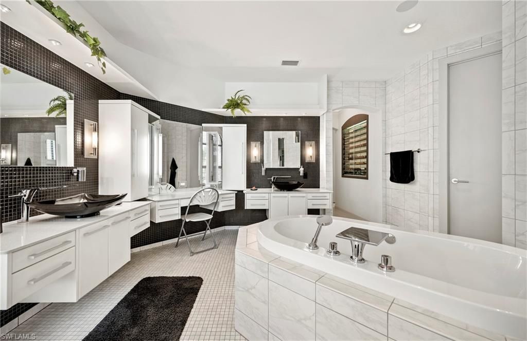 4944 Normandy Ct , Cape Coral, FL 33904 Photo