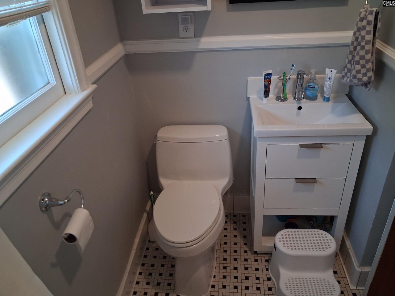 2225 Wallace Street Photo 11