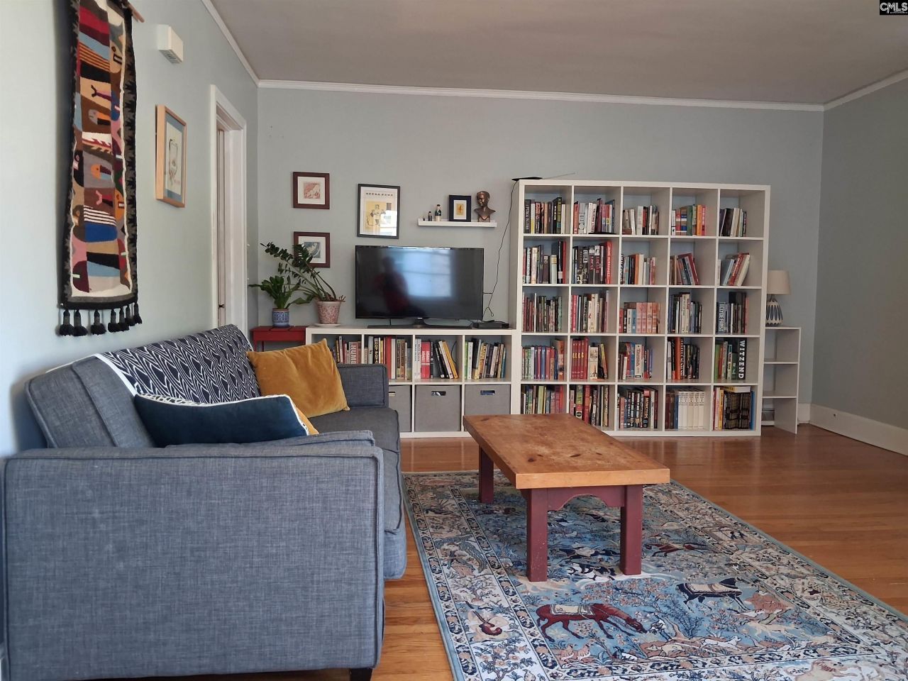 2225 Wallace Street Photo 4