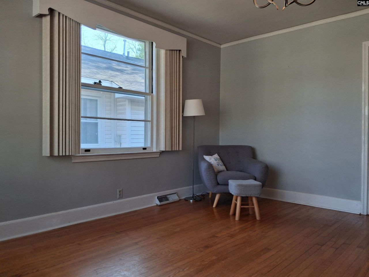 2225 Wallace Street Photo 8