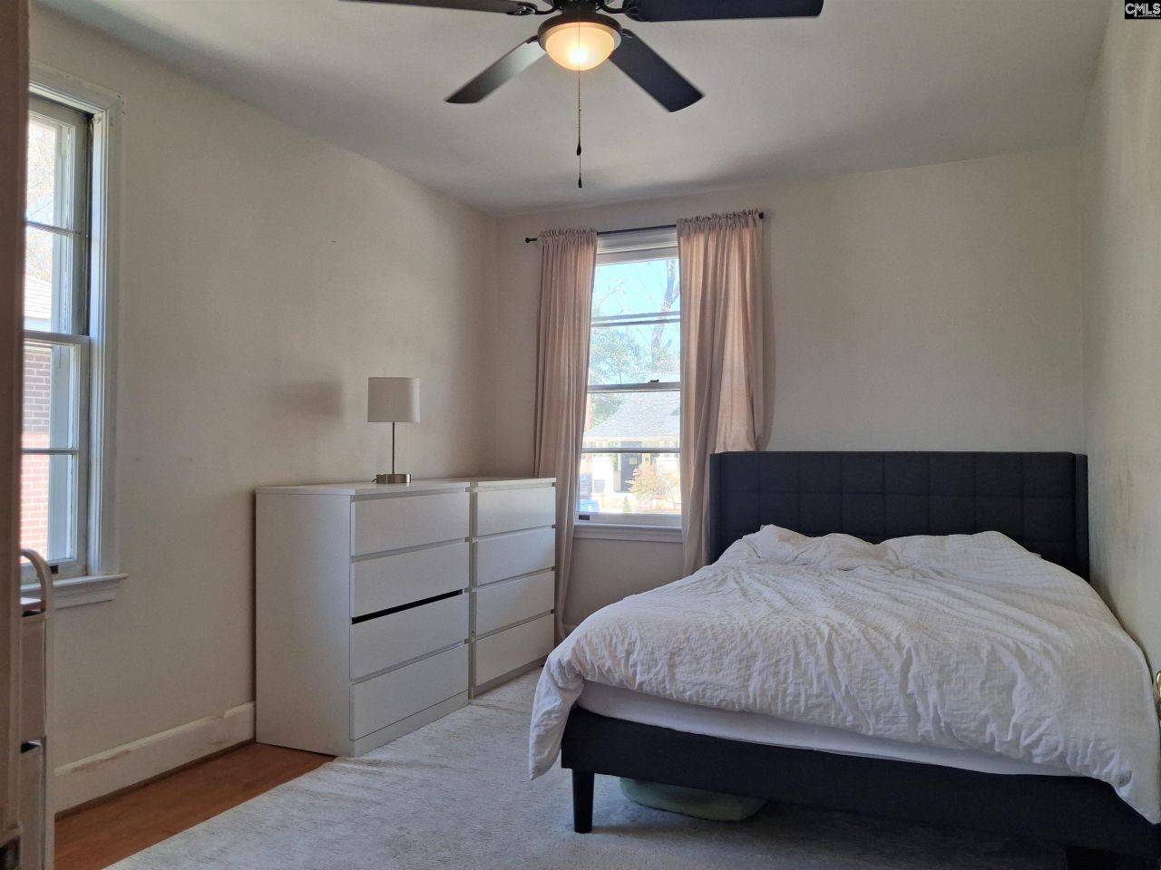 2225 Wallace Street Photo 9