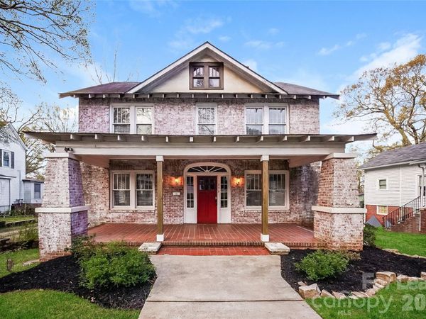 332 W Mclelland Avenue , Mooresville, NC 28115