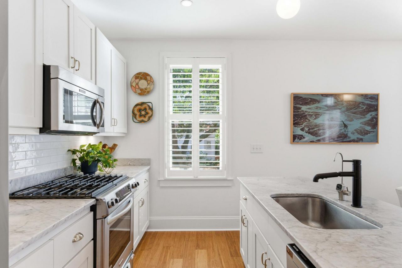 3 Dereef Court Photo 11